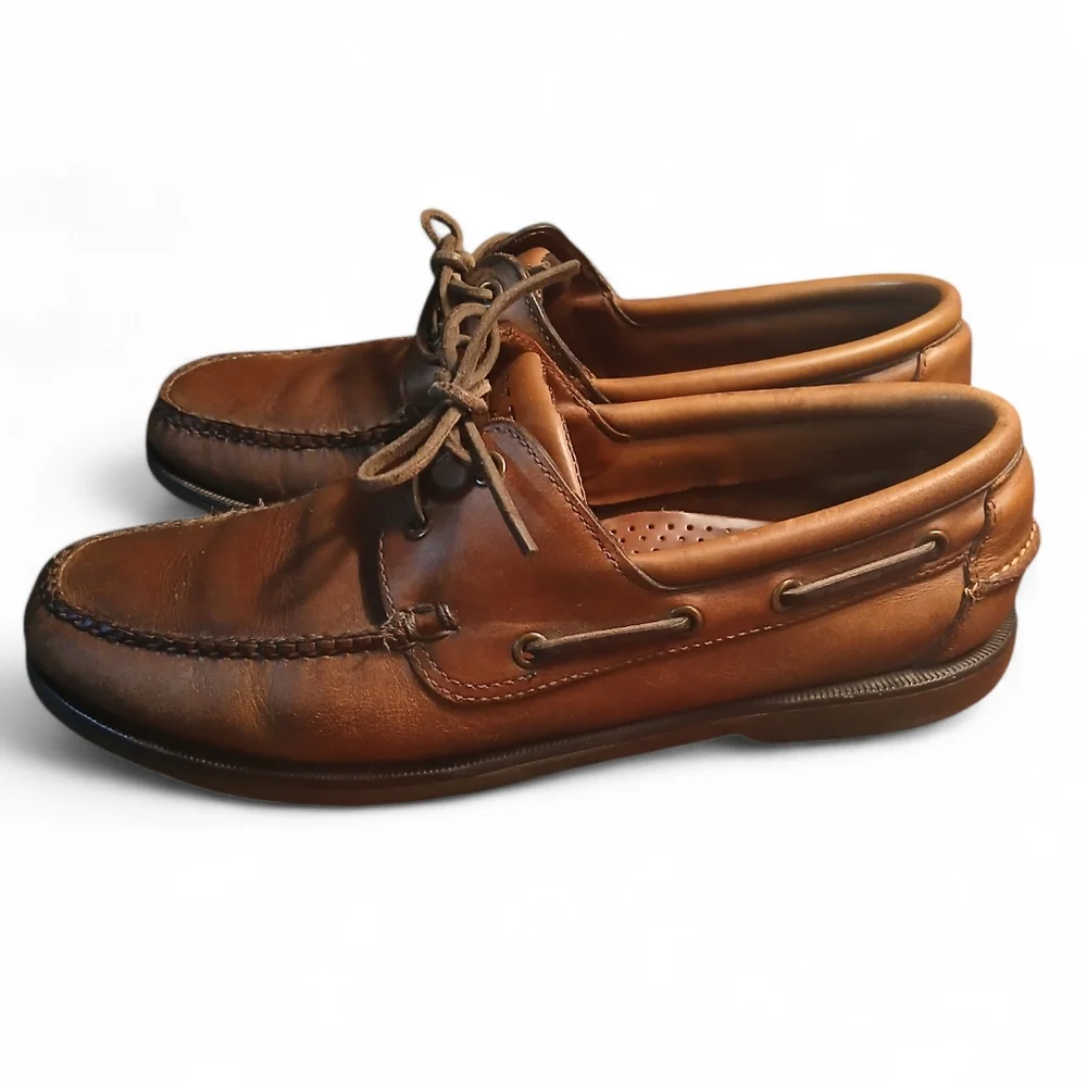 L.L. Bean Men's Size 10 Classic Brown Leather Boat Shoes